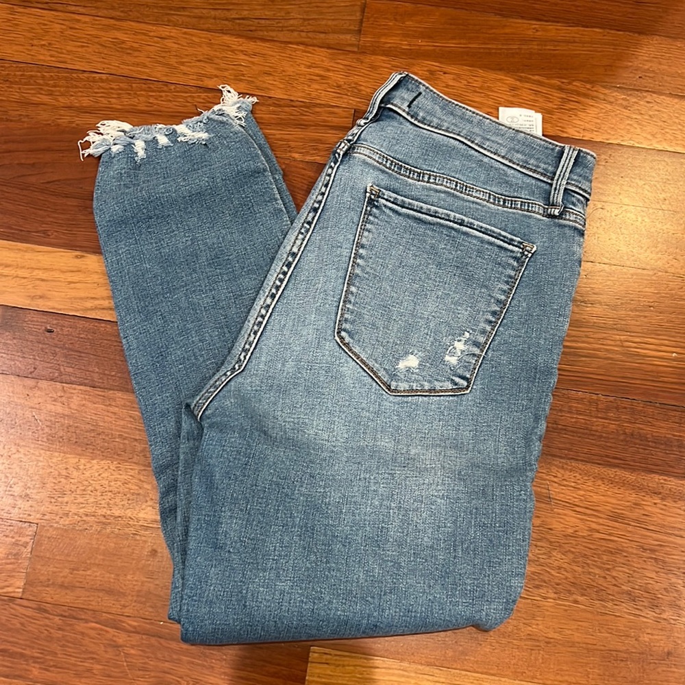 Abercrombie Curve Love distressed blue jeans size 29
